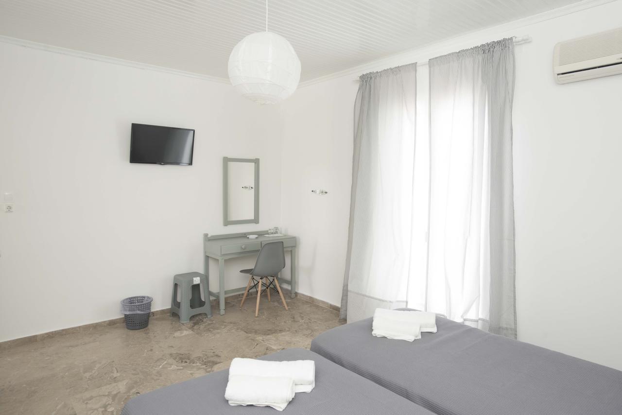 Hotel Finikas Methoni  Esterno foto